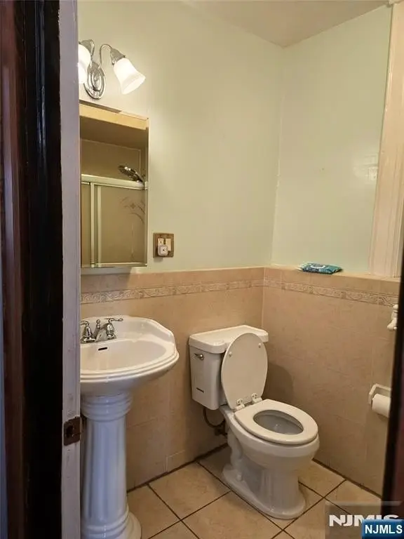 Picture 19