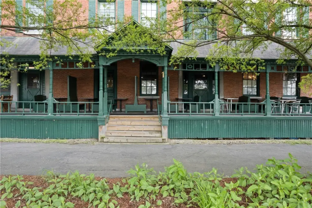Picture 5