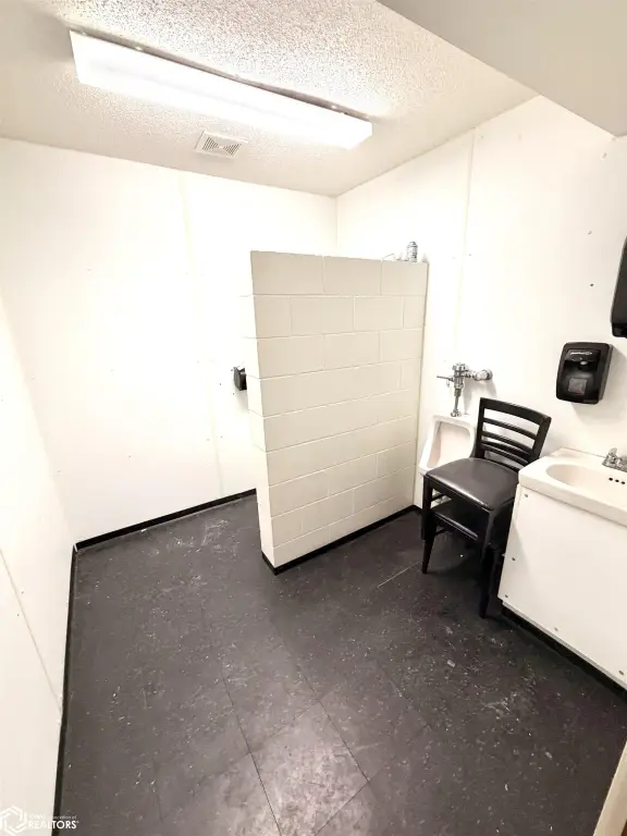 Picture 30