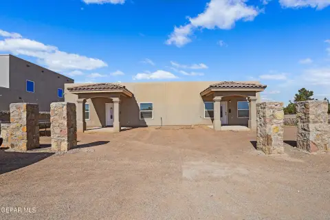 Modern Duplex with Expansion Potential