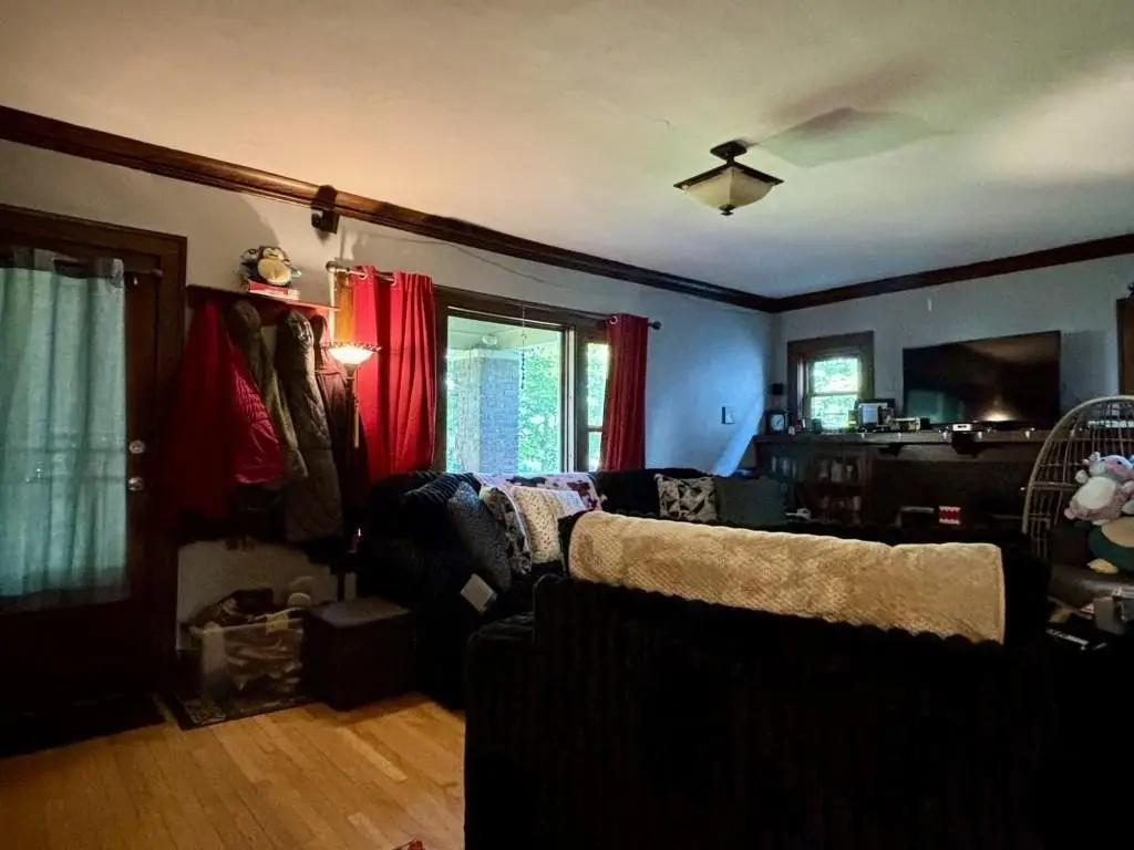 Picture 10