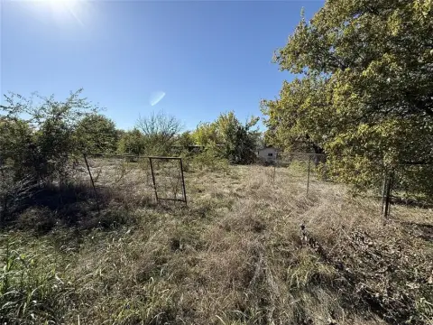 One Acre Lot in Justin