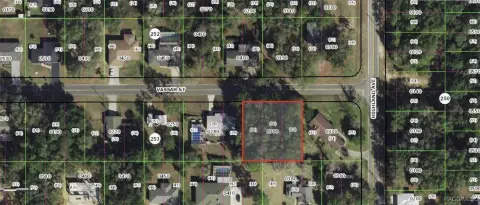 Residential Land in Inverness, FL