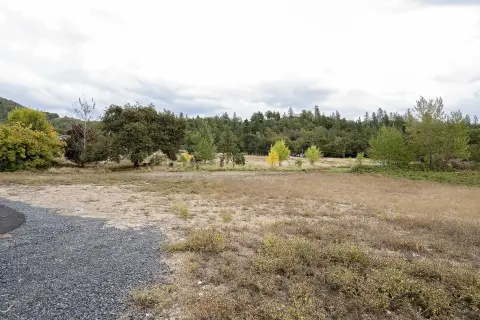 Residential Lot in Rogue River