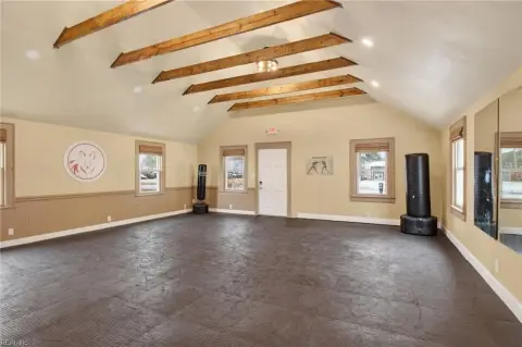 Turnkey Commercial Opportunity in Chesapeake