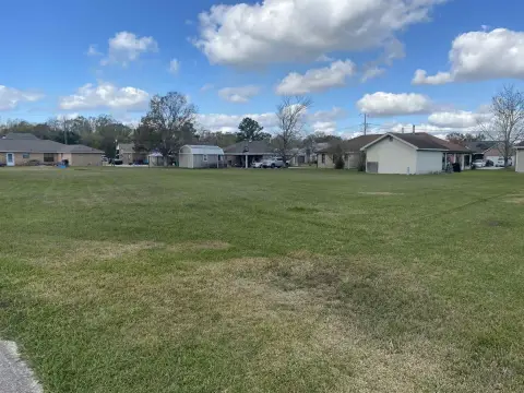 Residential Land in Plattenville, LA