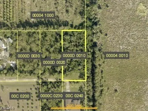 Spacious Lot in Bokeelia, FL