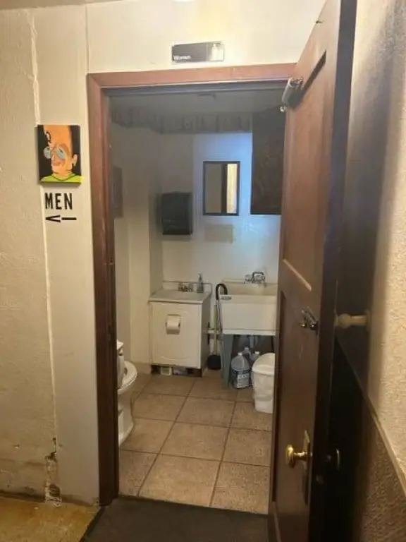 Picture 19