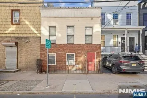 Two-Unit Duplex with Rooftop