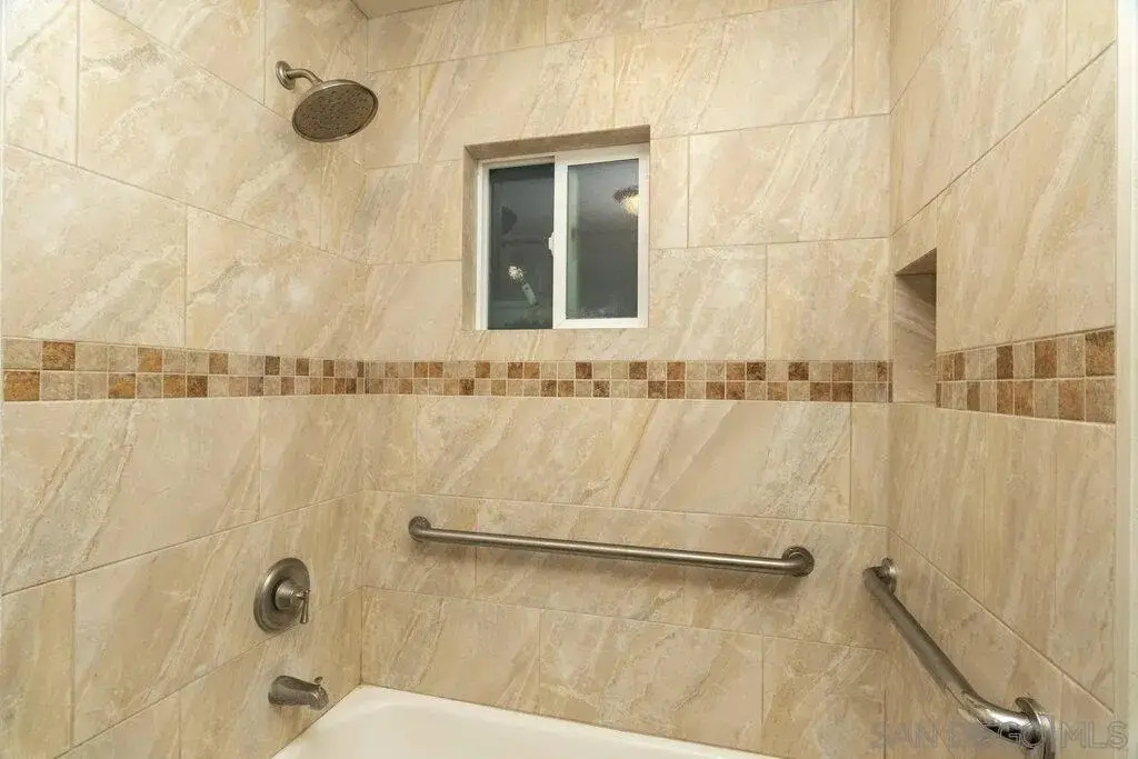 Picture 38