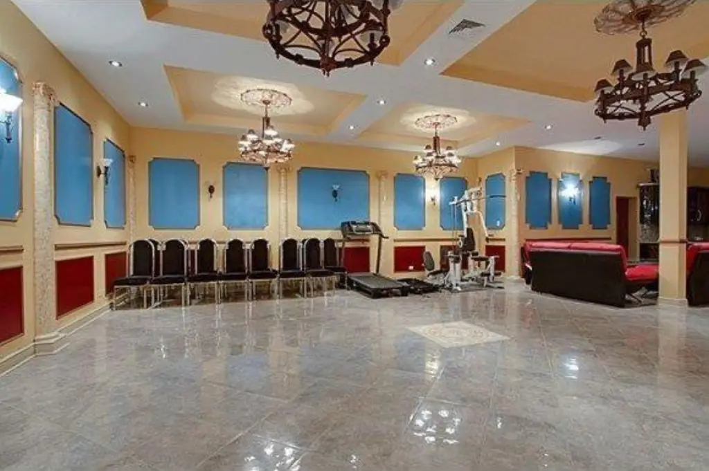 Picture 10