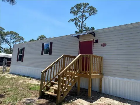 North Fort Myers Mobile Home