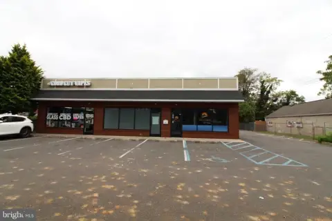 Versatile Commercial Units Available