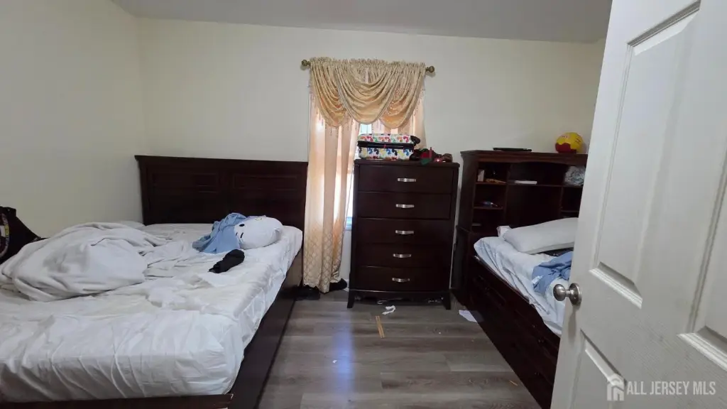 Picture 15