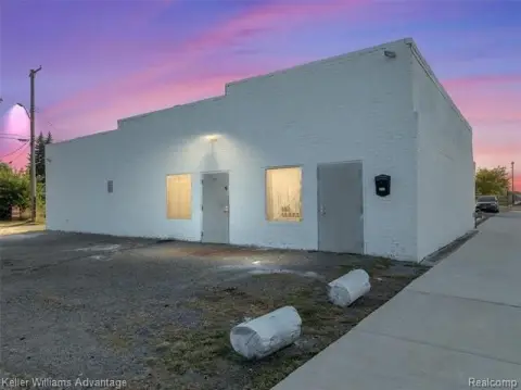 Ecorse Commercial Property with Warehouse