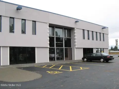 Clifton Park Office Suite For Rent