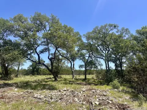 Residential Land in Vintage Oaks
