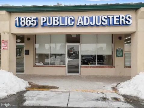 Willingboro Retail/Office Space For Sale