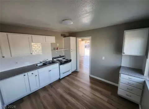 Renovated Duplex with Private Yards