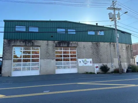 Commercial Space in Norwood, MA