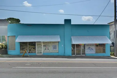 Central Avenue Retail Building
