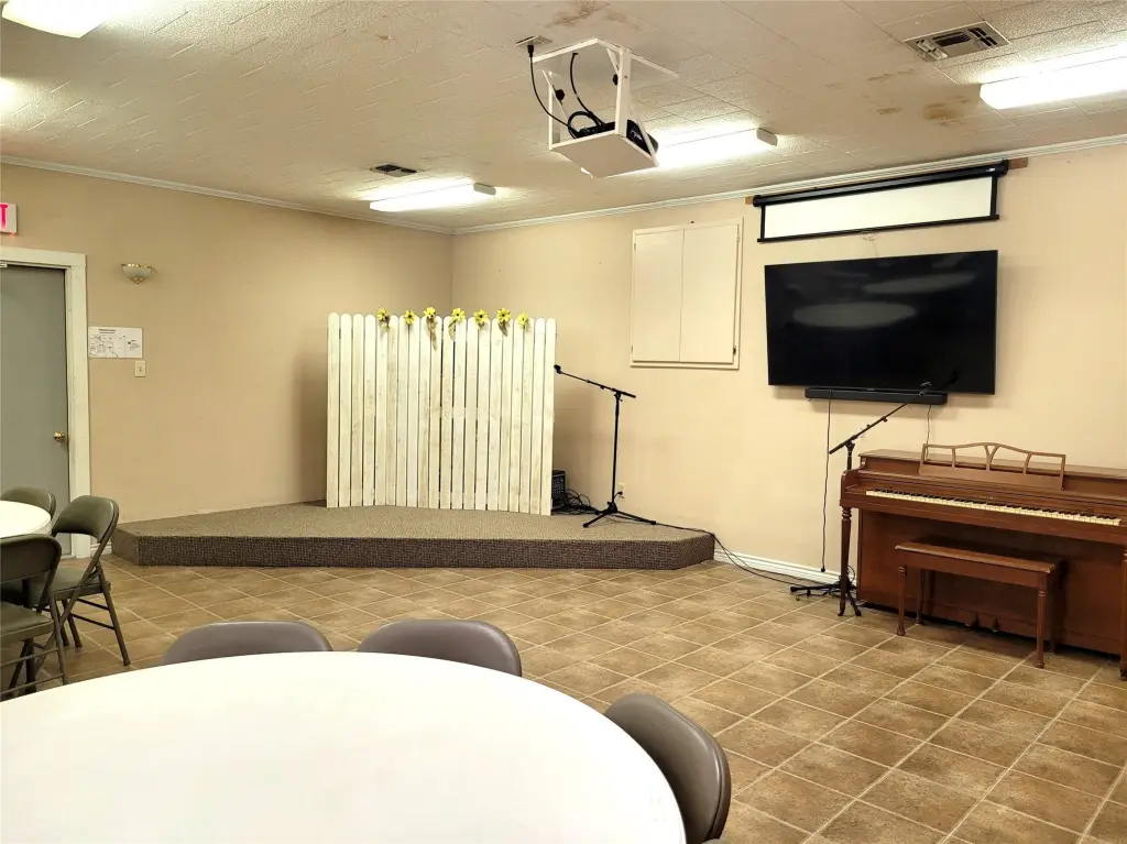 Picture 19