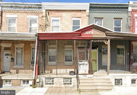 Philadelphia Duplex: Investment Opportunity
