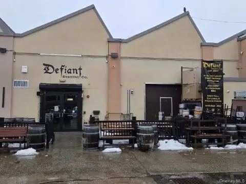 Pearl River Commercial Space Available