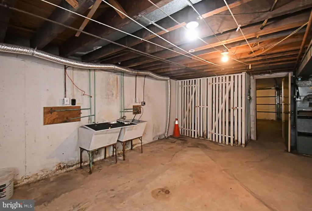 Picture 36