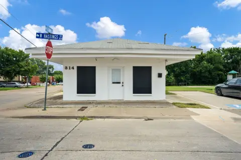 Storefront Property with Garage Parking