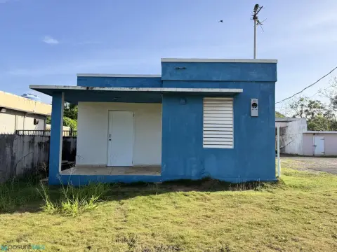 Highway-Front Flex Space