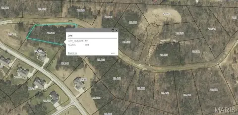 Residential Lot in Oak Hollow