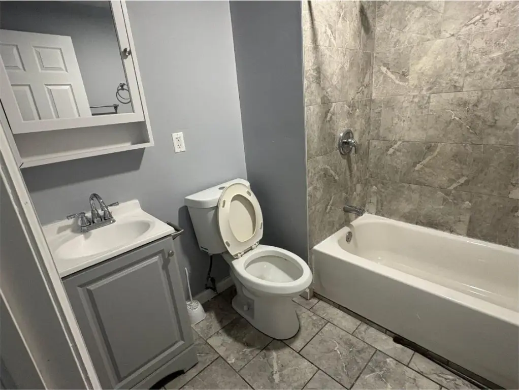 Picture 8