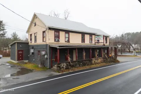 Spirits Bar & Restaurant Opportunity