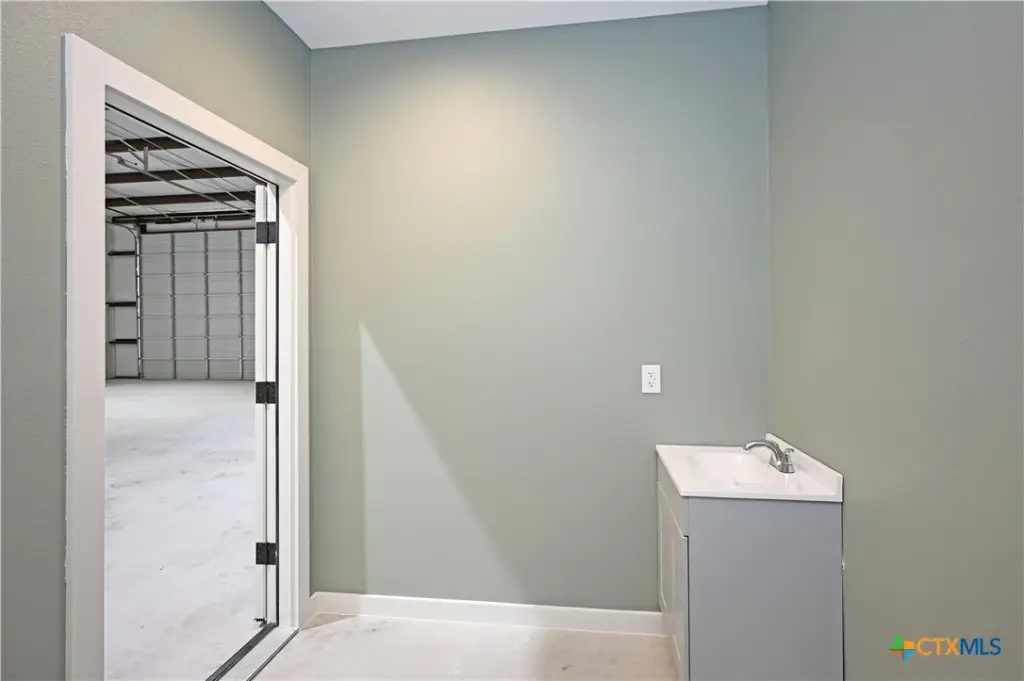 Picture 19