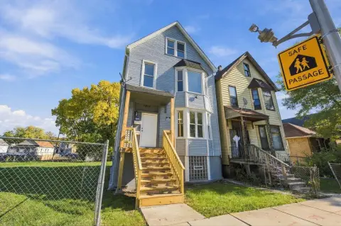 Two-Unit Duplex with Loft
