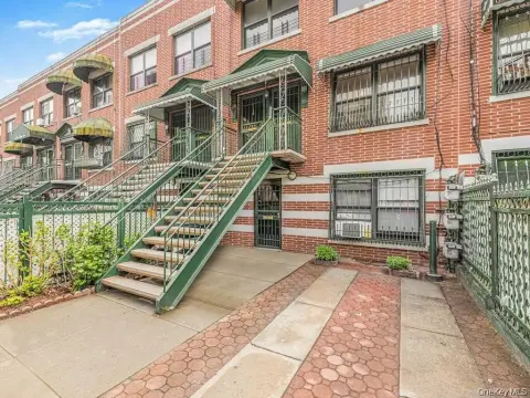 Bronx Triplex: Income Potential