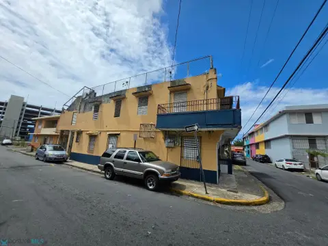 Four-Unit Specialty Property