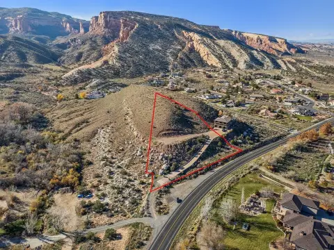 Redlands Homesite with Monument Views