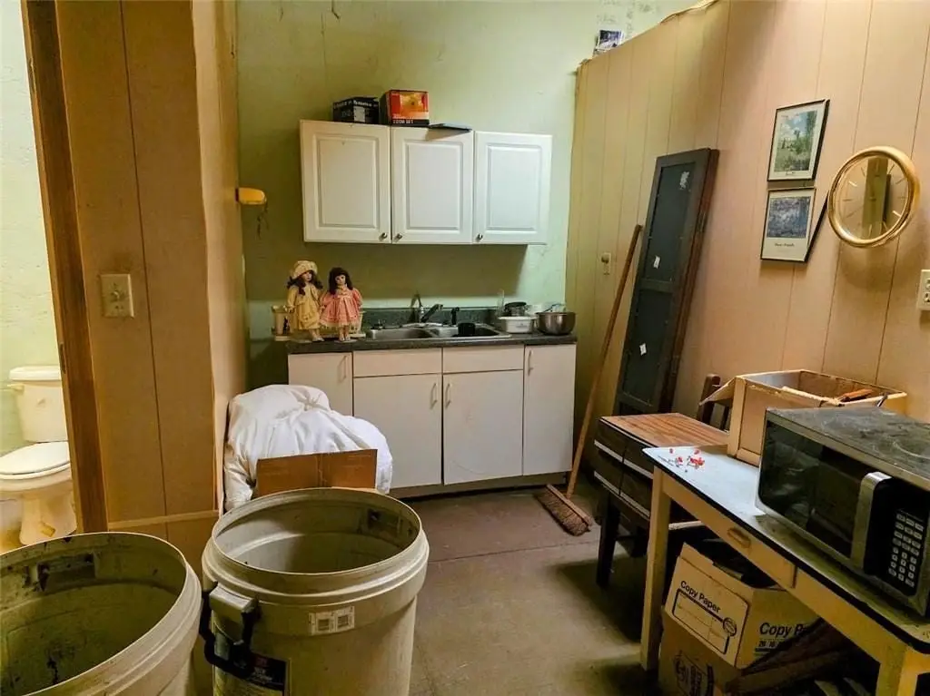Picture 9