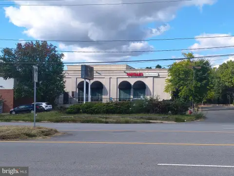 ALEXANDRIA, VA Commercial Sale