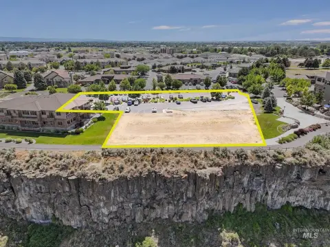 Premier Canyon Rim Commercial Lot