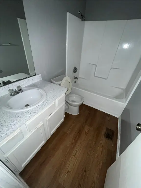 Picture 19