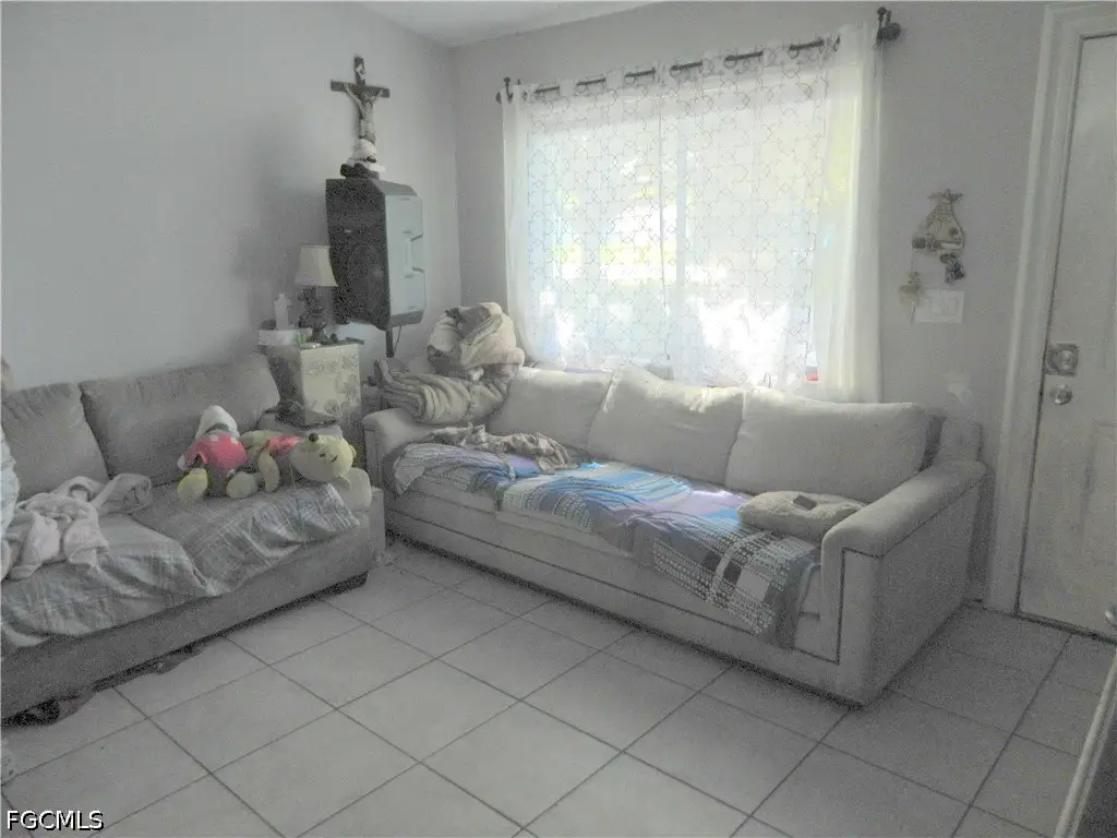 Picture 8