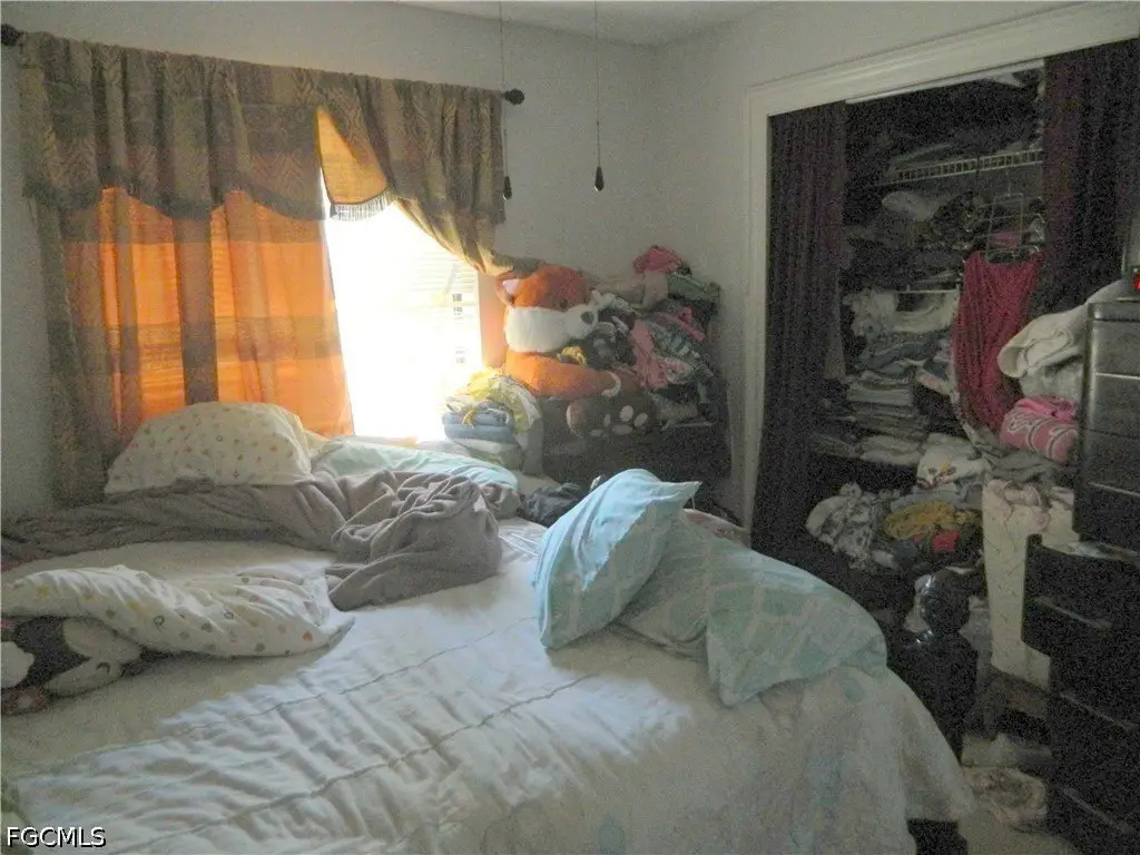 Picture 4
