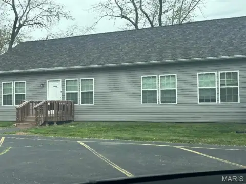 Worden Income Property with Residences