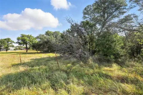 Unrestricted Land in Weatherford, Texas