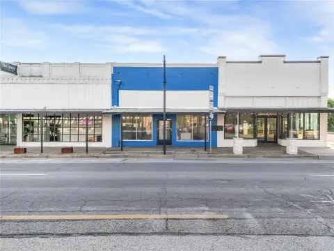 Renovated Retail Space in Cleburne