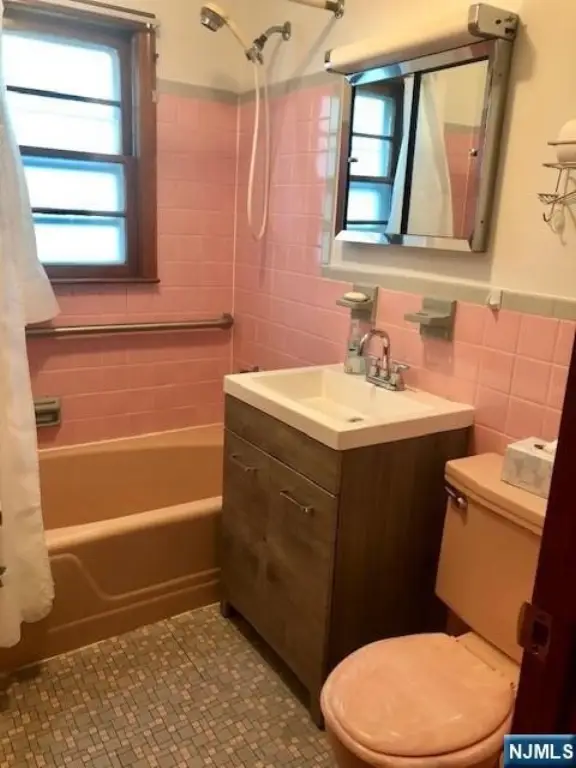 Picture 16