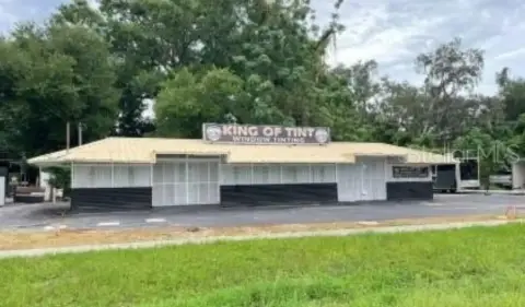 Tampa Retail Space on N 56th